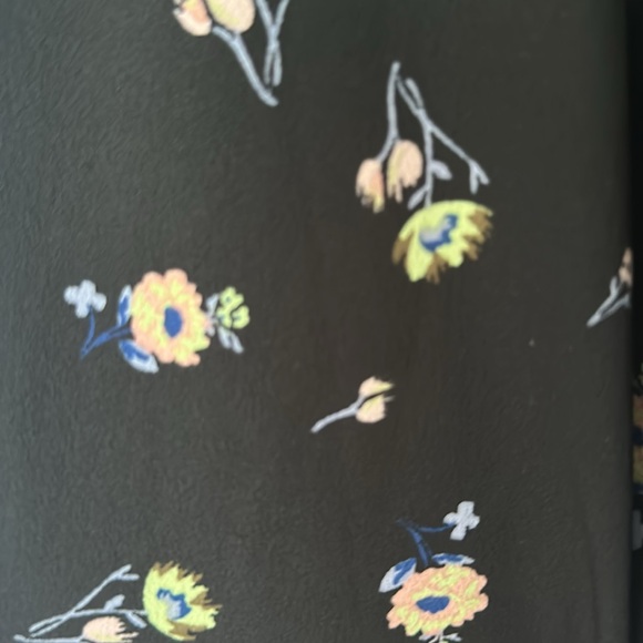 VERO MODA - square neck blouse, sleeves- black w floral print. Size XS. TAG ON - Picture 3 of 3